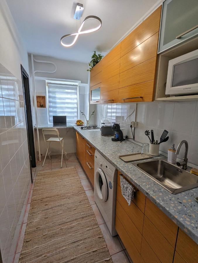Sebastian Studio Apartment Bucharest Exterior photo