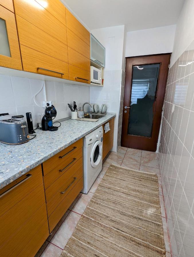 Sebastian Studio Apartment Bucharest Exterior photo