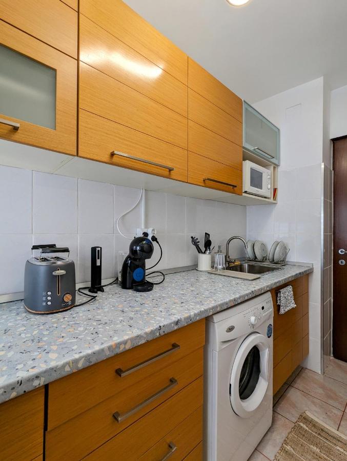 Sebastian Studio Apartment Bucharest Exterior photo
