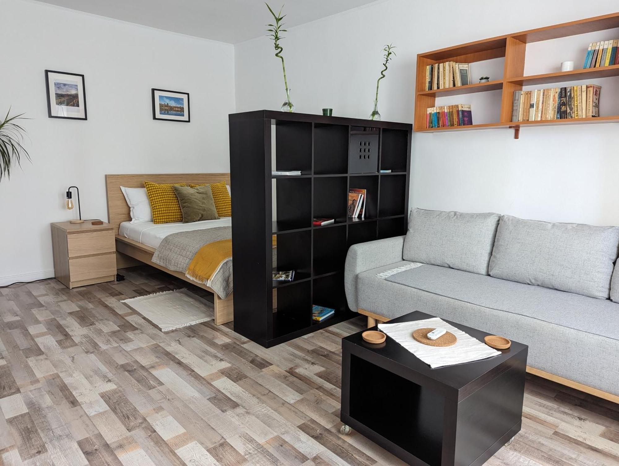 Sebastian Studio Apartment Bucharest Exterior photo